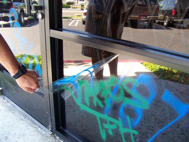 Anti Graffiti 2
